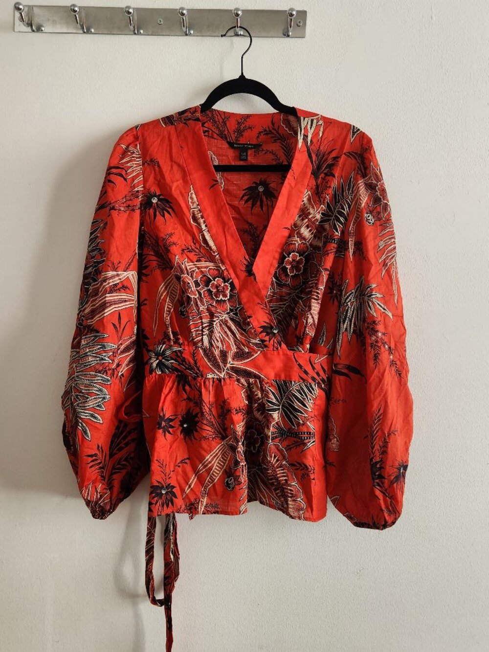 Gorgeous cotton red wrap shirt